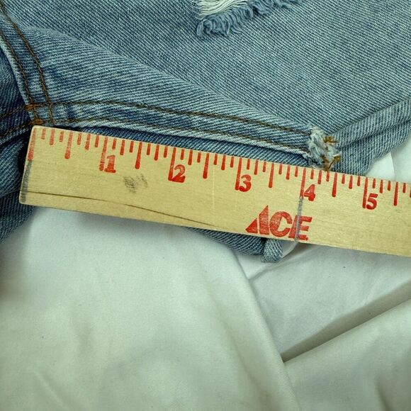 Billabong Women's Faded Denim Wash How Bout That Denim Shorts Size 26 - Picture 7 of 8